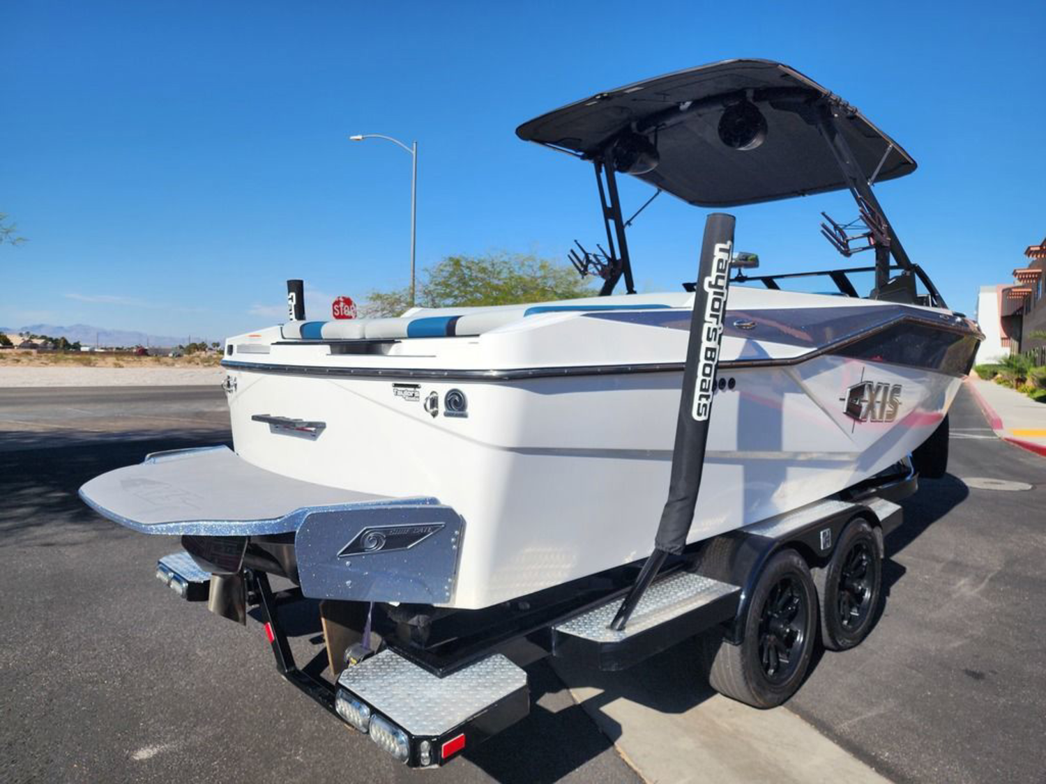 2023 Axis Wake Research T235