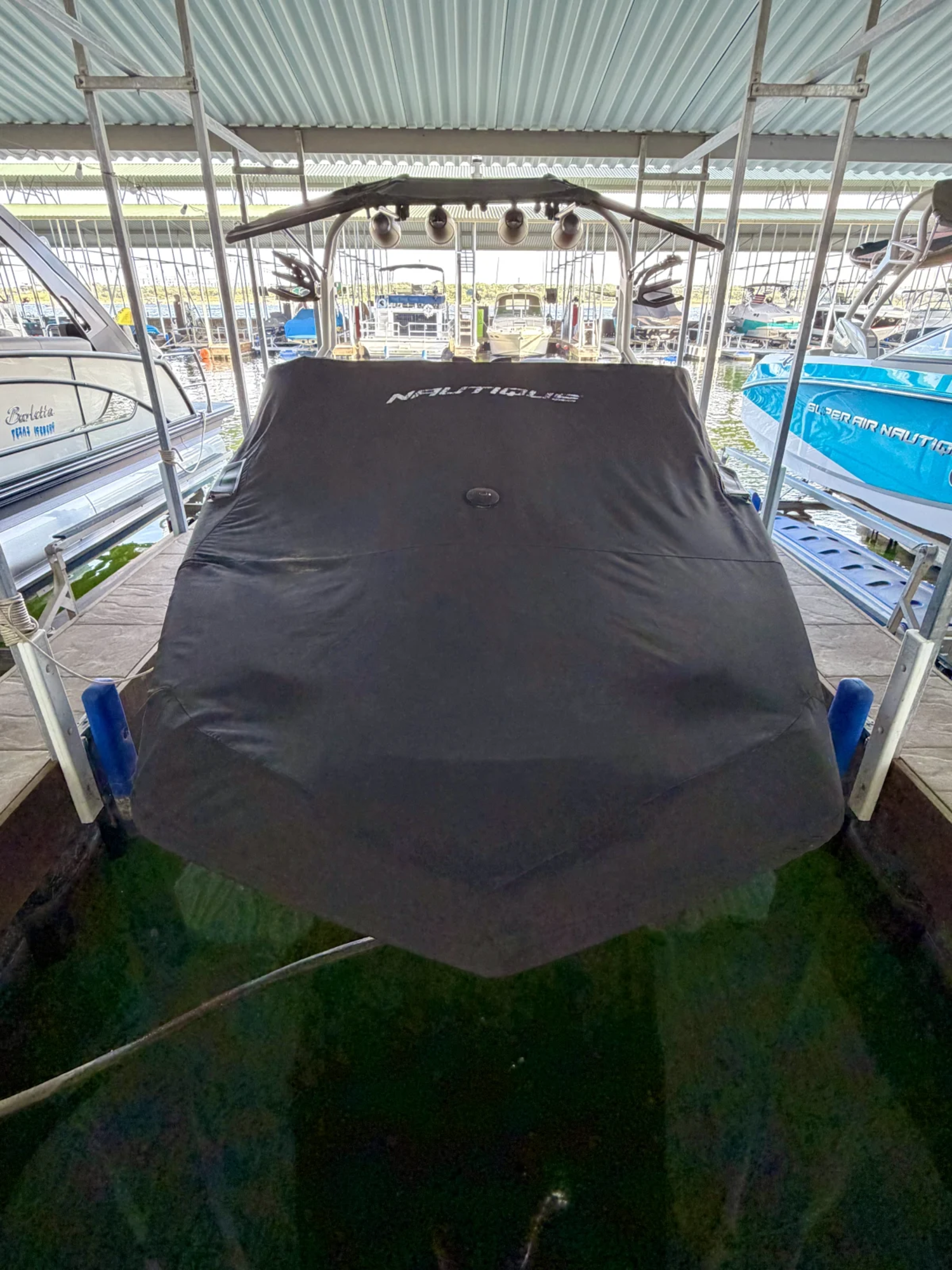 Ultimate Versatility In Excellent Condition Throughout 630 Hours on PCM ZR4