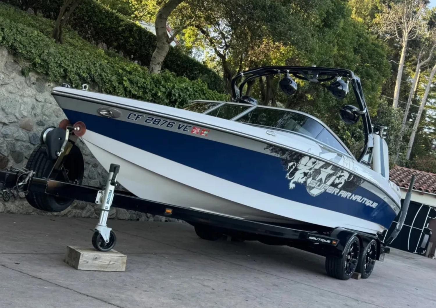 2010 Nautique Boats Super Air Nautique 230