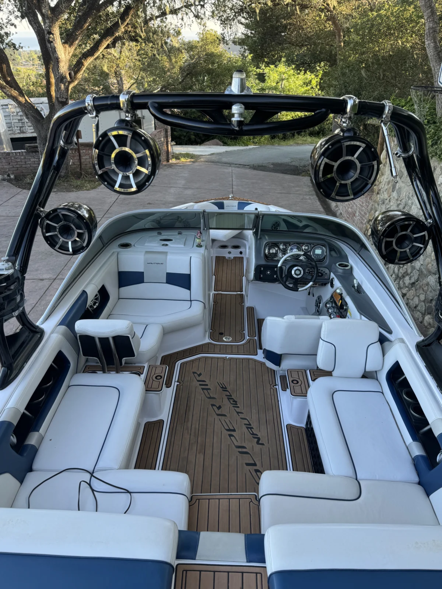 2010 Nautique Boats Super Air Nautique 230