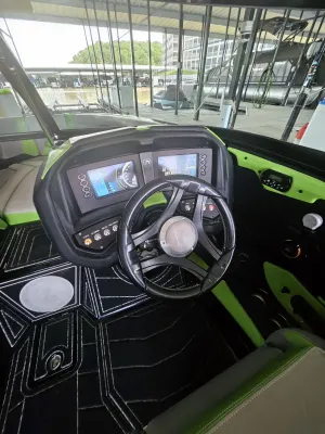 2017 Centurion Boats Ri257 for sale in Lees summit, Missouri