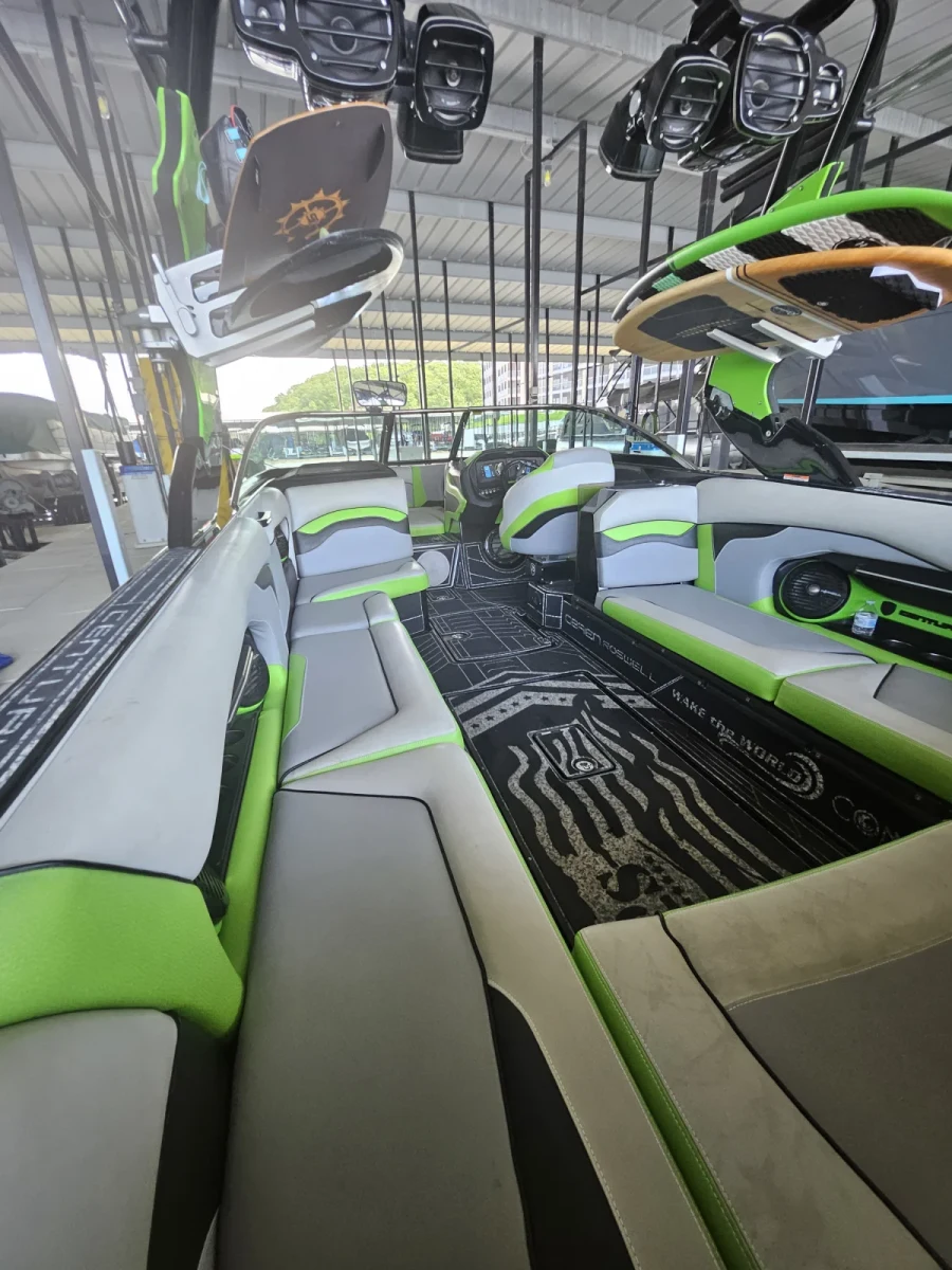 2017 Centurion Boats Ri257 for sale in Lees summit, Missouri