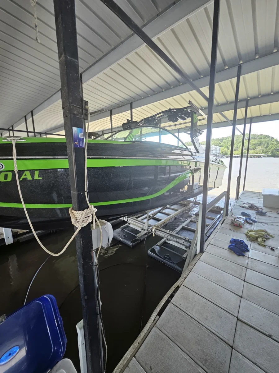 2017 Centurion Boats Ri257 for sale in Lees summit, Missouri