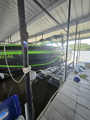 2017 Centurion Boats Ri257 for sale in Lees summit, Missouri