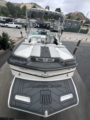 2016 Mastercraft Boats X30 for sale in Los Angeles, California