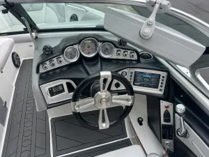 2016 Mastercraft Boats X30 for sale in Los Angeles, California