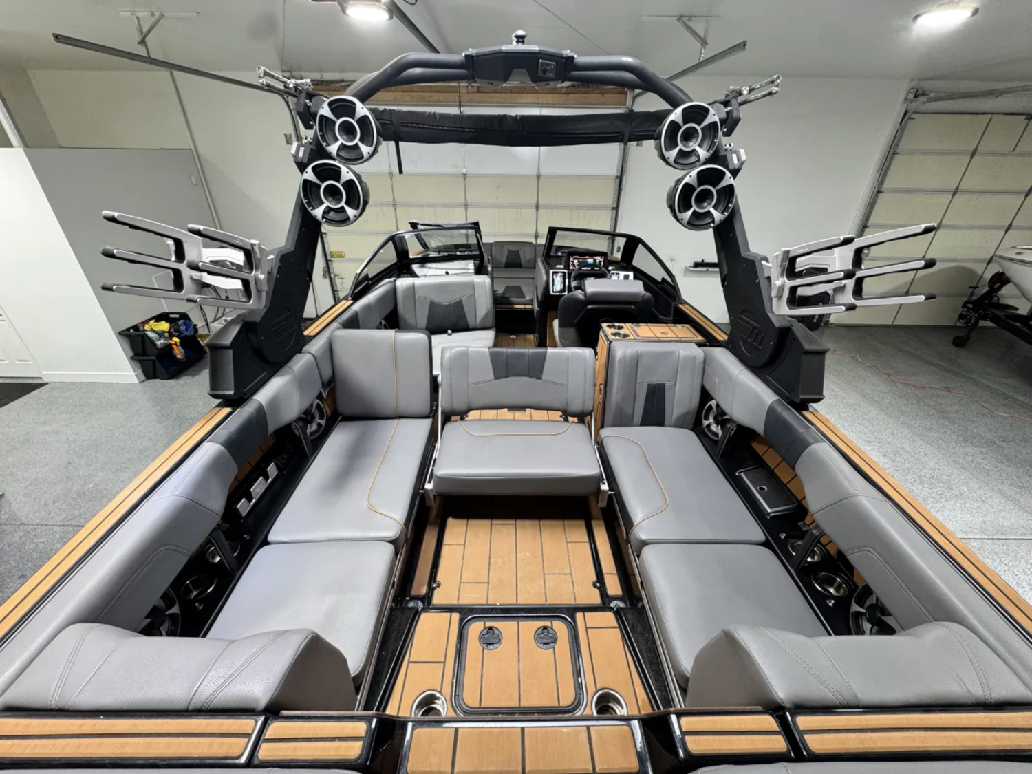 2021 Malibu 24 MXZ Supercharged LT4 Loaded Low hours