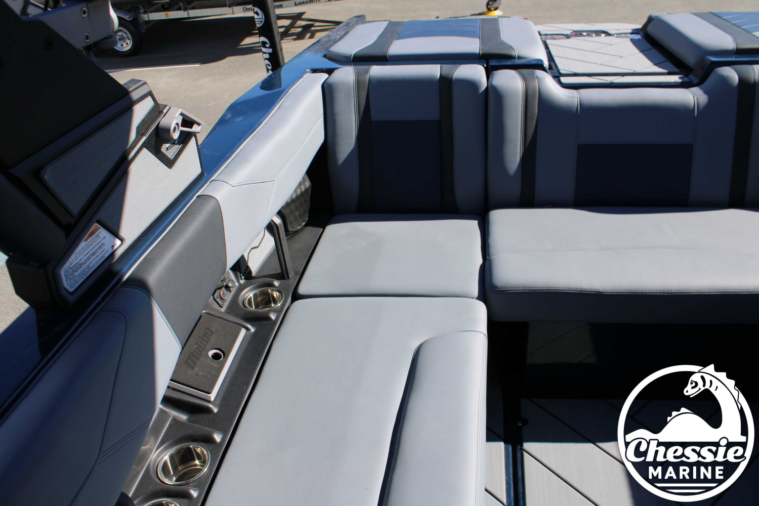 2026 Malibu 23 LSV