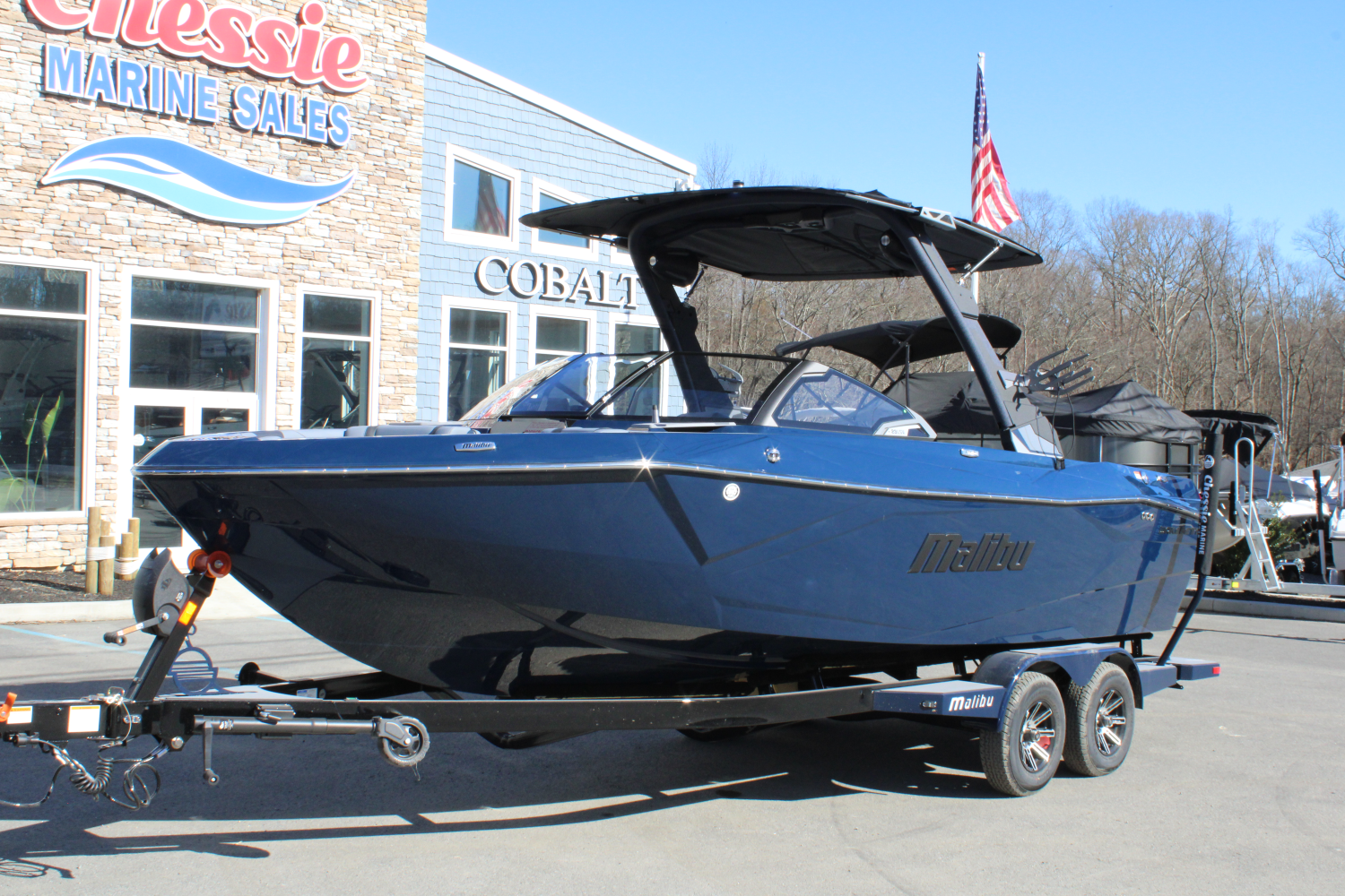 2026 Malibu 23 LSV