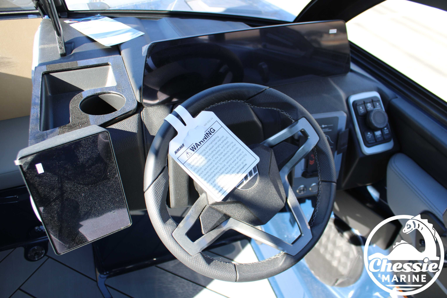 2026 Malibu 23 LSV