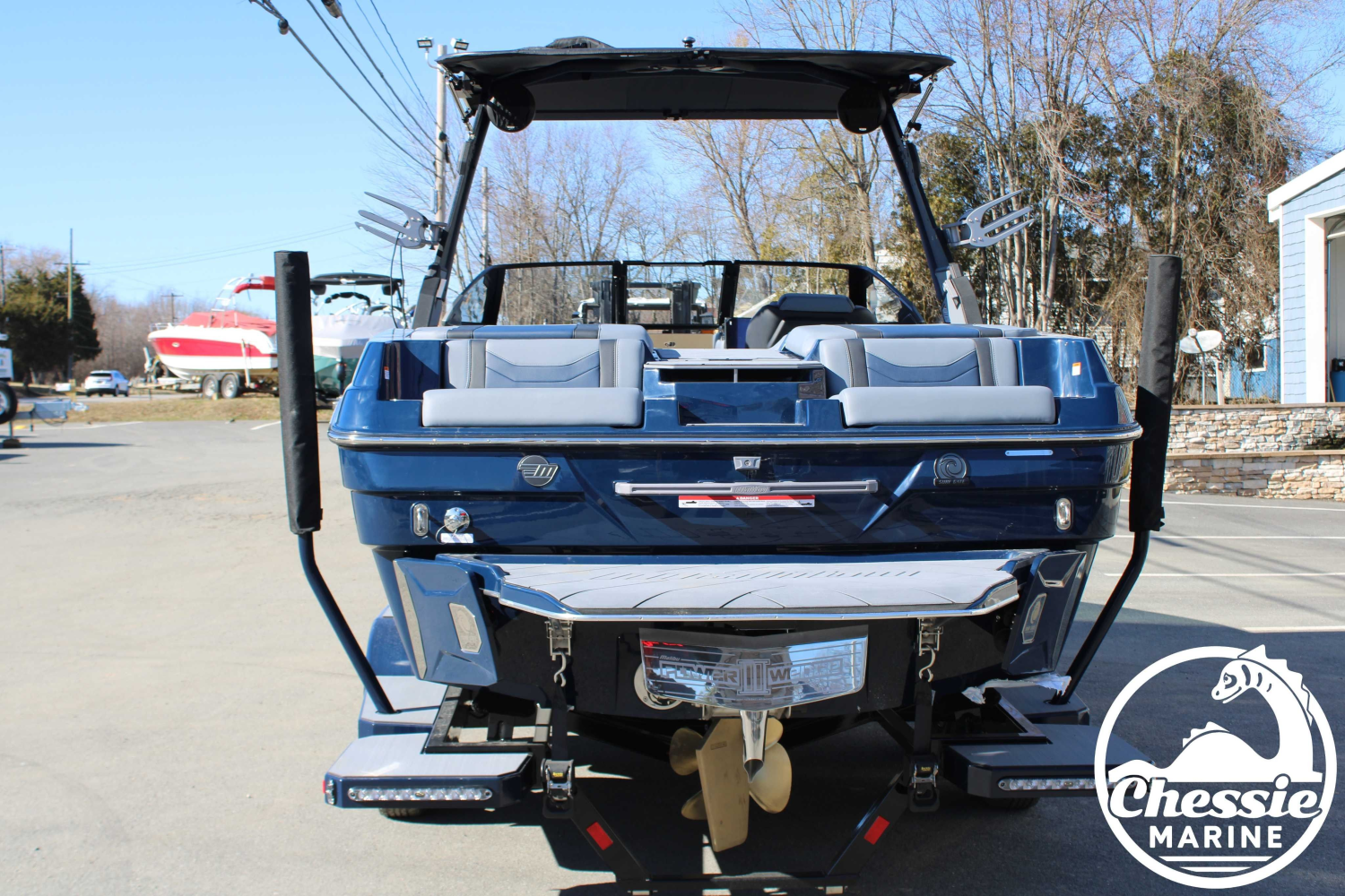 2026 Malibu 23 LSV