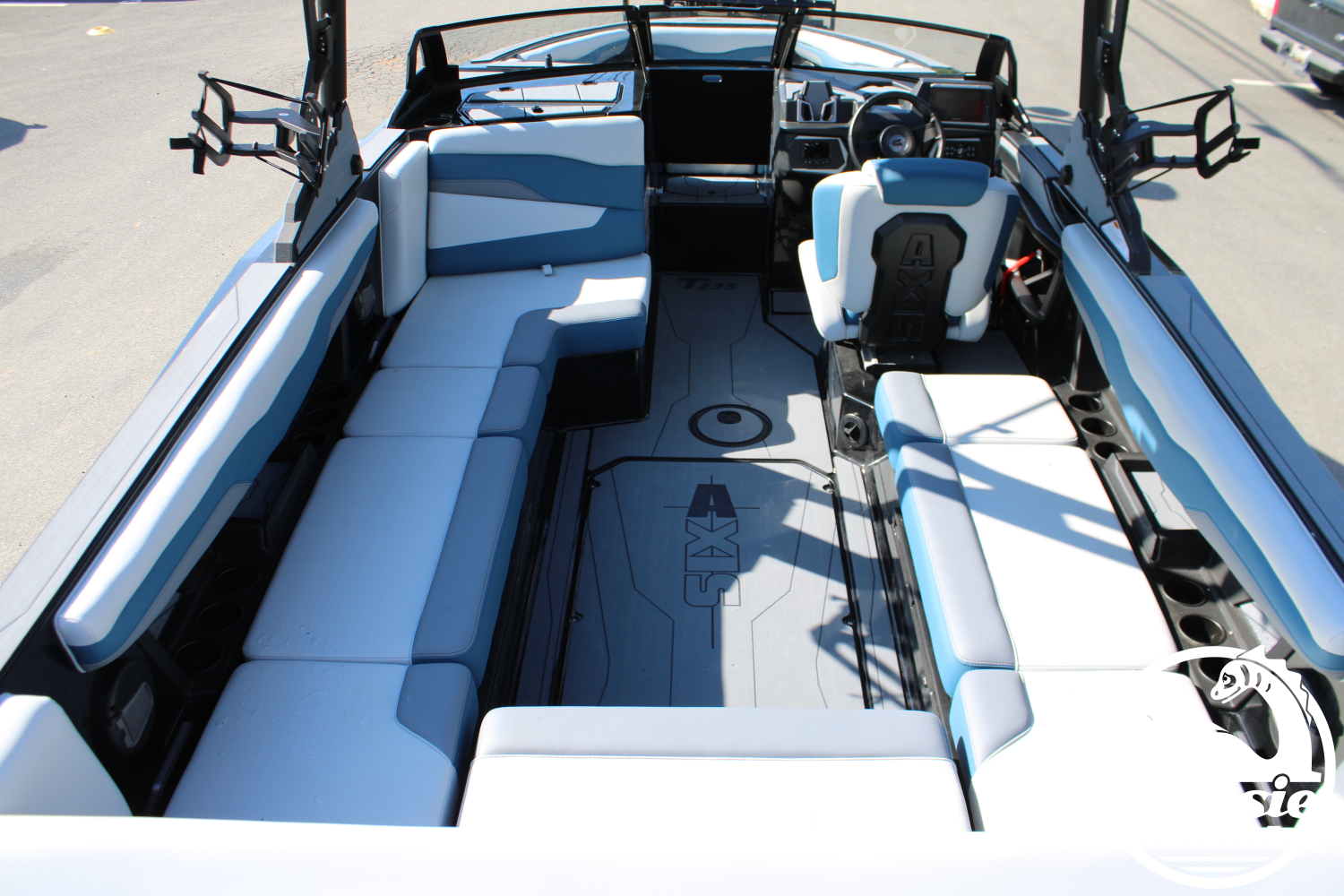 2026 Axis T235