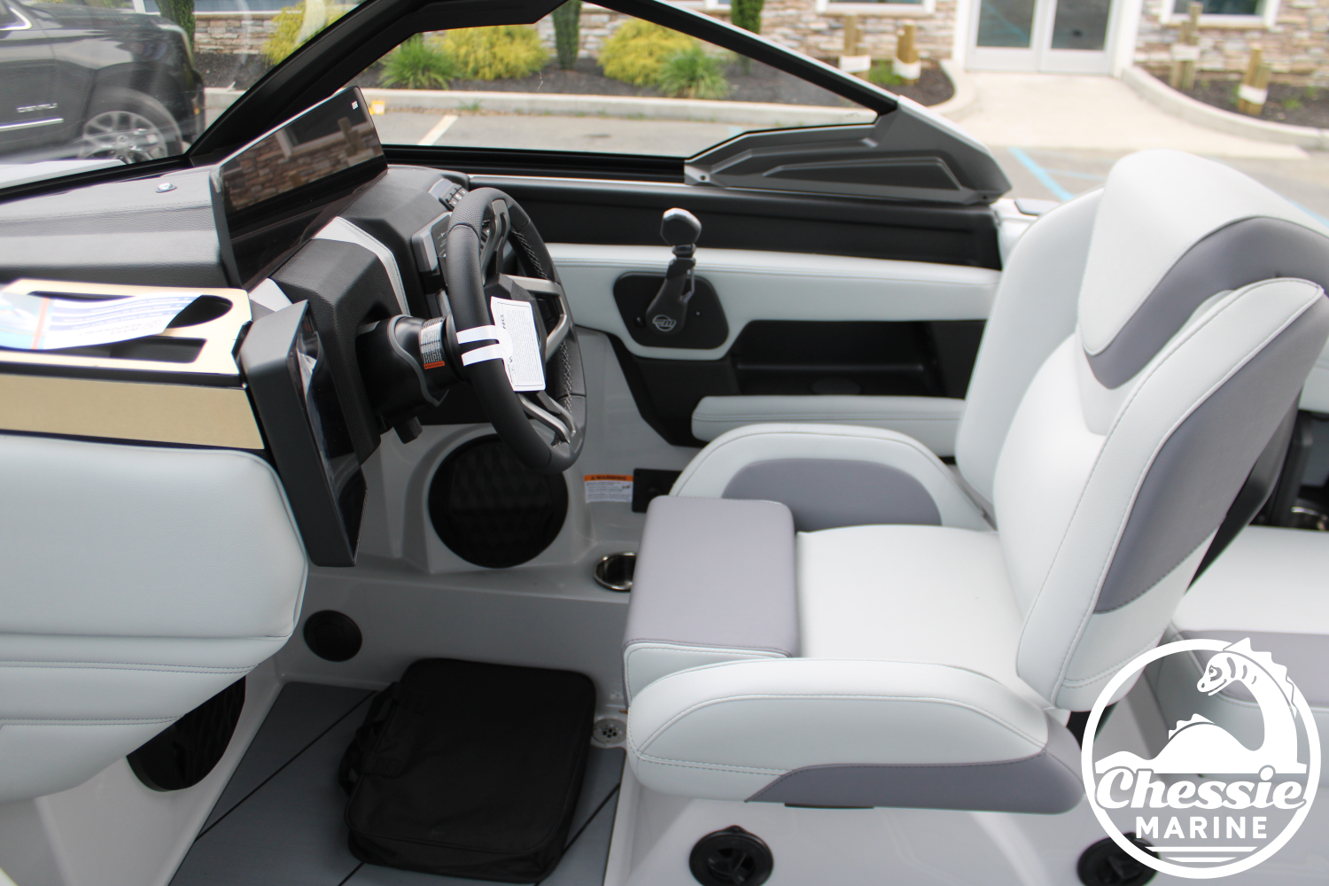 2026 Malibu 22 LSV