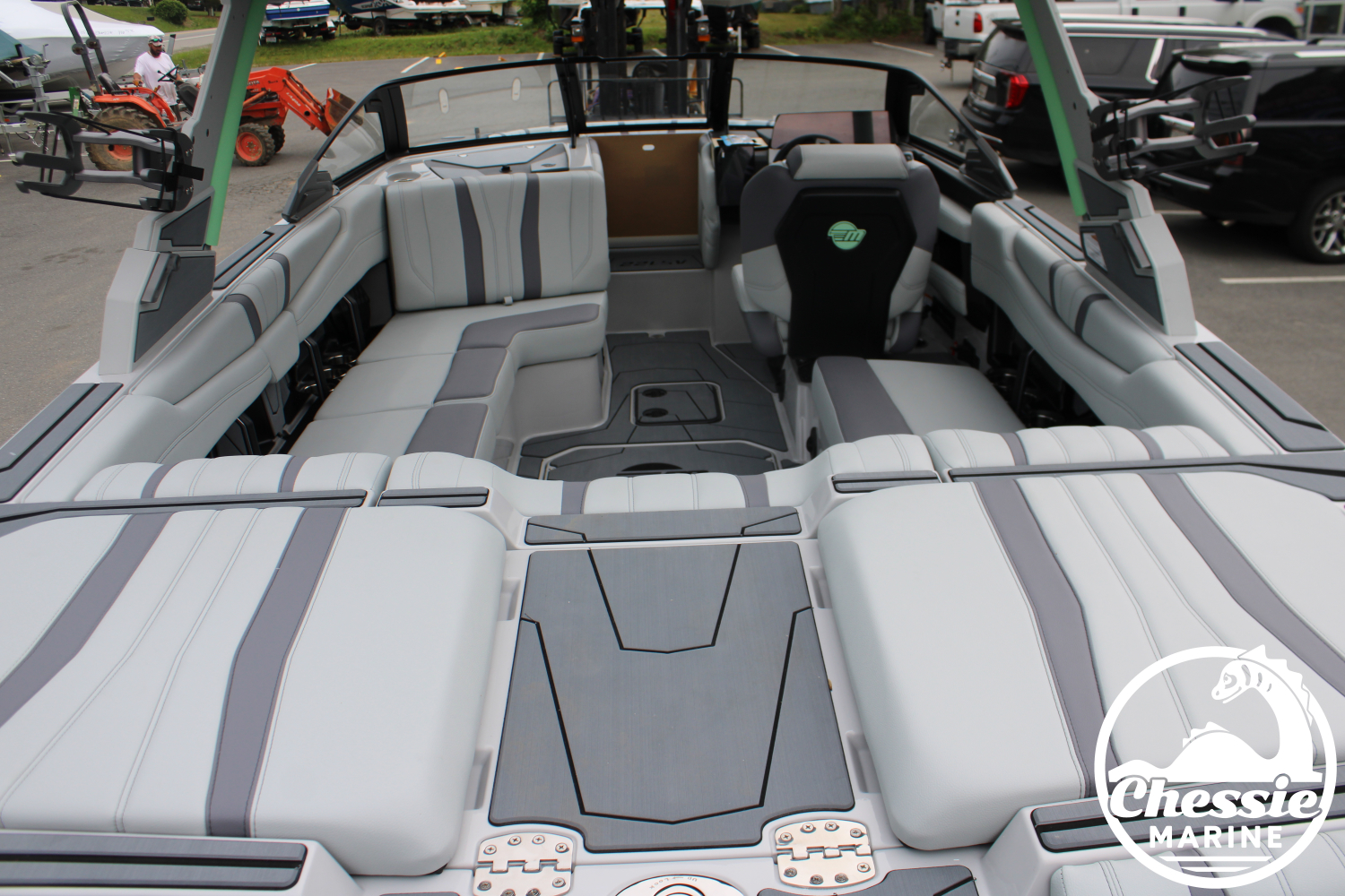 2026 Malibu 22 LSV