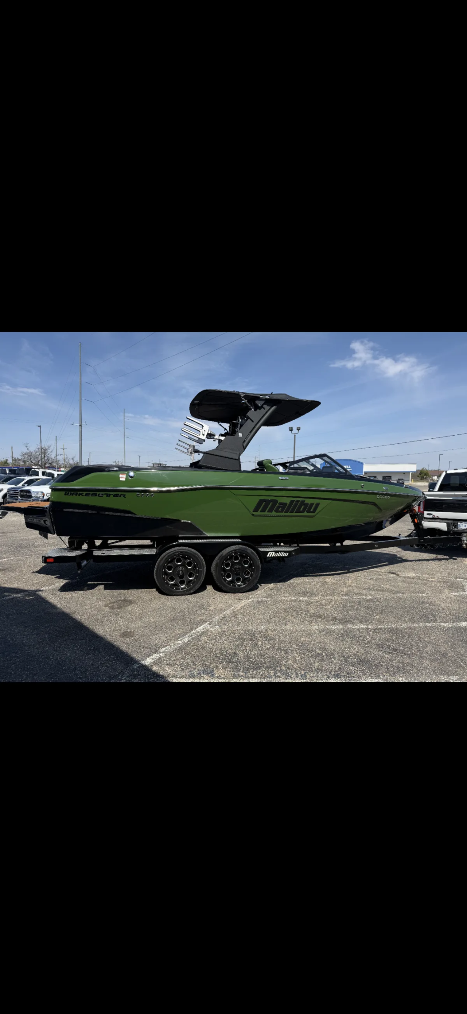 2021 Malibu 23 LSV