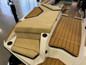 2026-nautique-g23-131447-image12