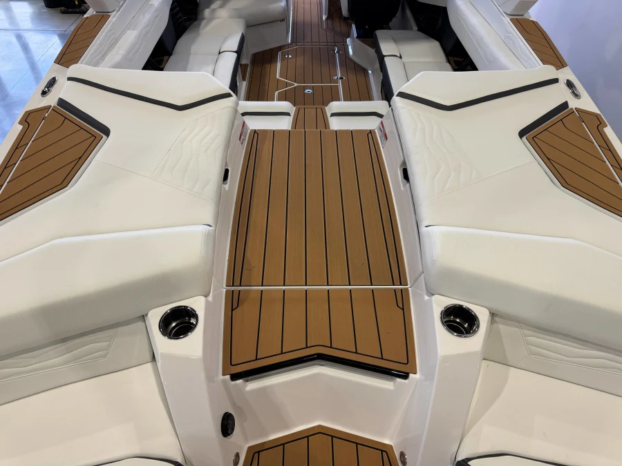 2026-nautique-g23-131448-image10