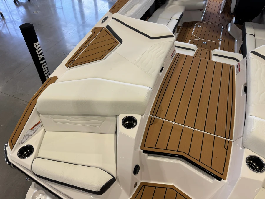 2026-nautique-g23-131448-image12