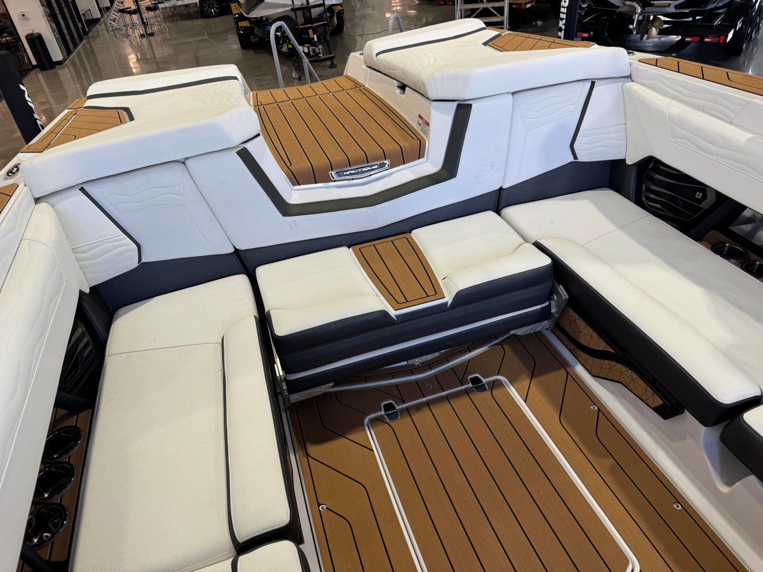 2026 Nautique Super Air Nautique G23
