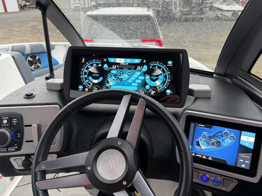 2018 Malibu Boats Wakesetter VLX for sale in Newark, Arkansas