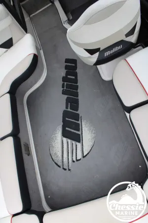 2016 Malibu Boats Wakesetter VLX for sale in Elkton, Maryland