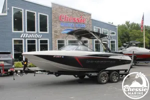 2016 Malibu Boats Wakesetter VLX for sale in Elkton, Maryland