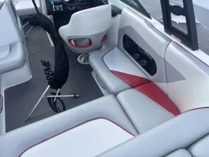 2015 2015 SUPREME S21, TRAILER, COVER for sale in Fargo, North Dakota