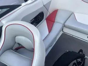 2015 2015 SUPREME S21, TRAILER, COVER for sale in Fargo, North Dakota
