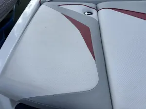 2015 2015 SUPREME S21, TRAILER, COVER for sale in Fargo, North Dakota