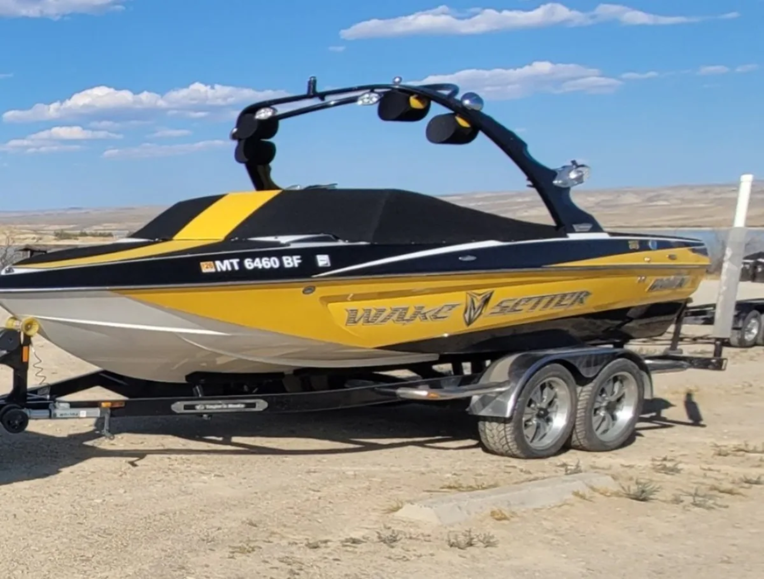 2009 Malibu Wakesetter VLX only 315 hours