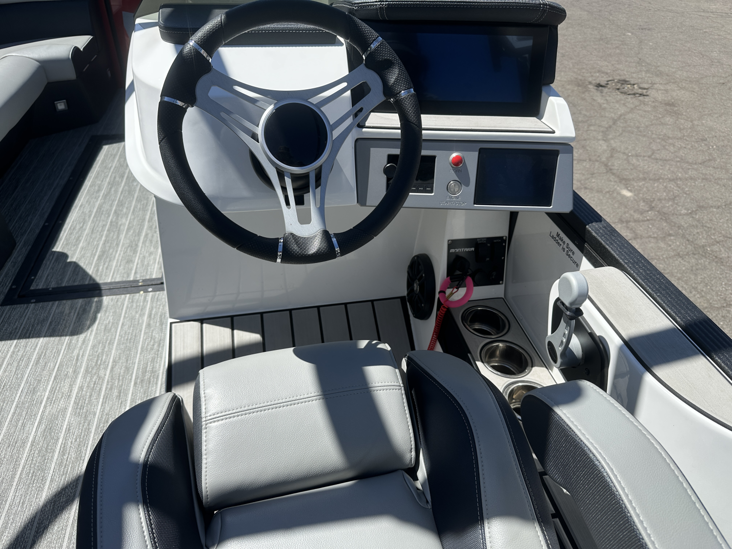 2021 Montara Surf Boss 25