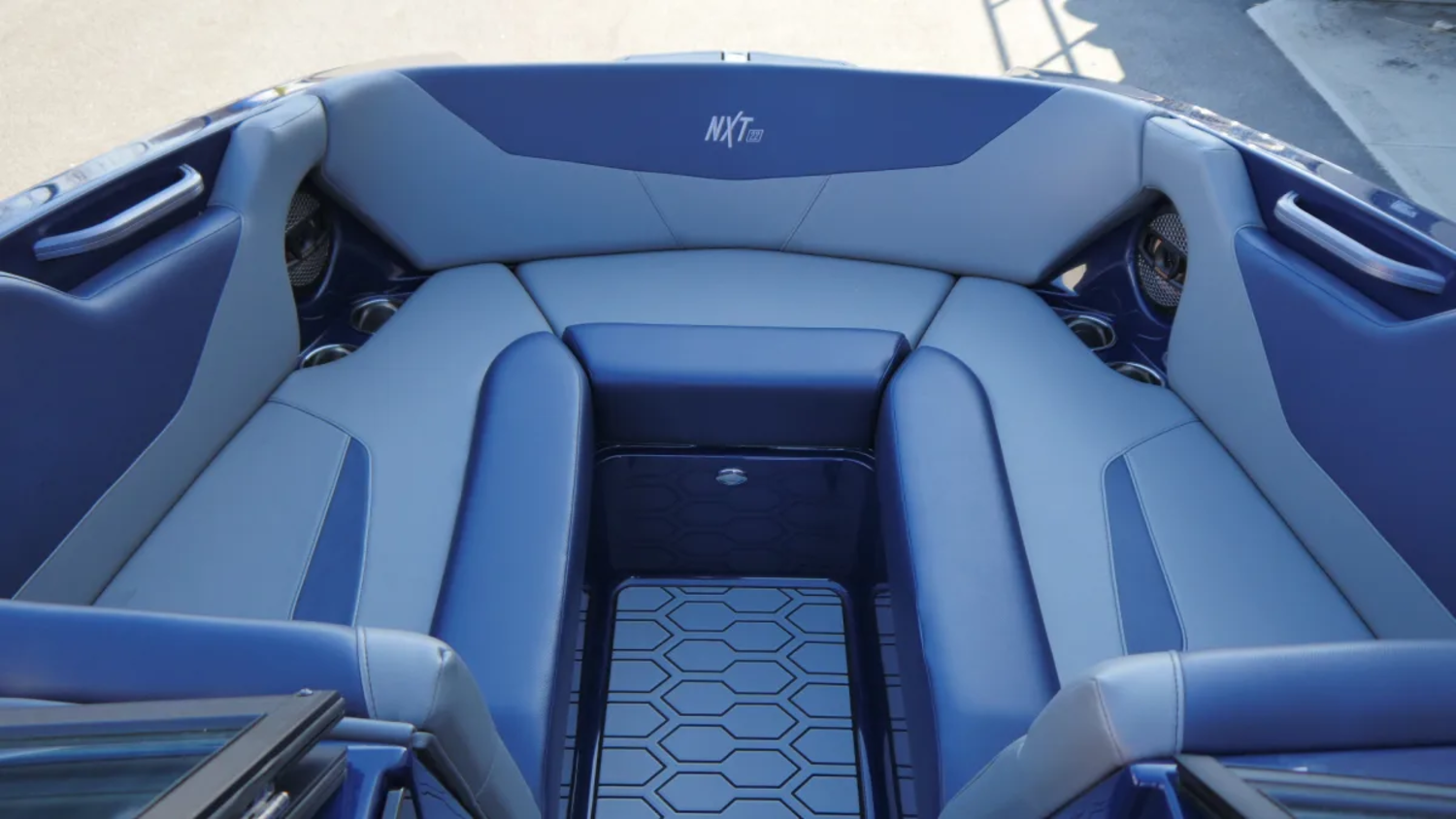 2025 MasterCraft NXT22