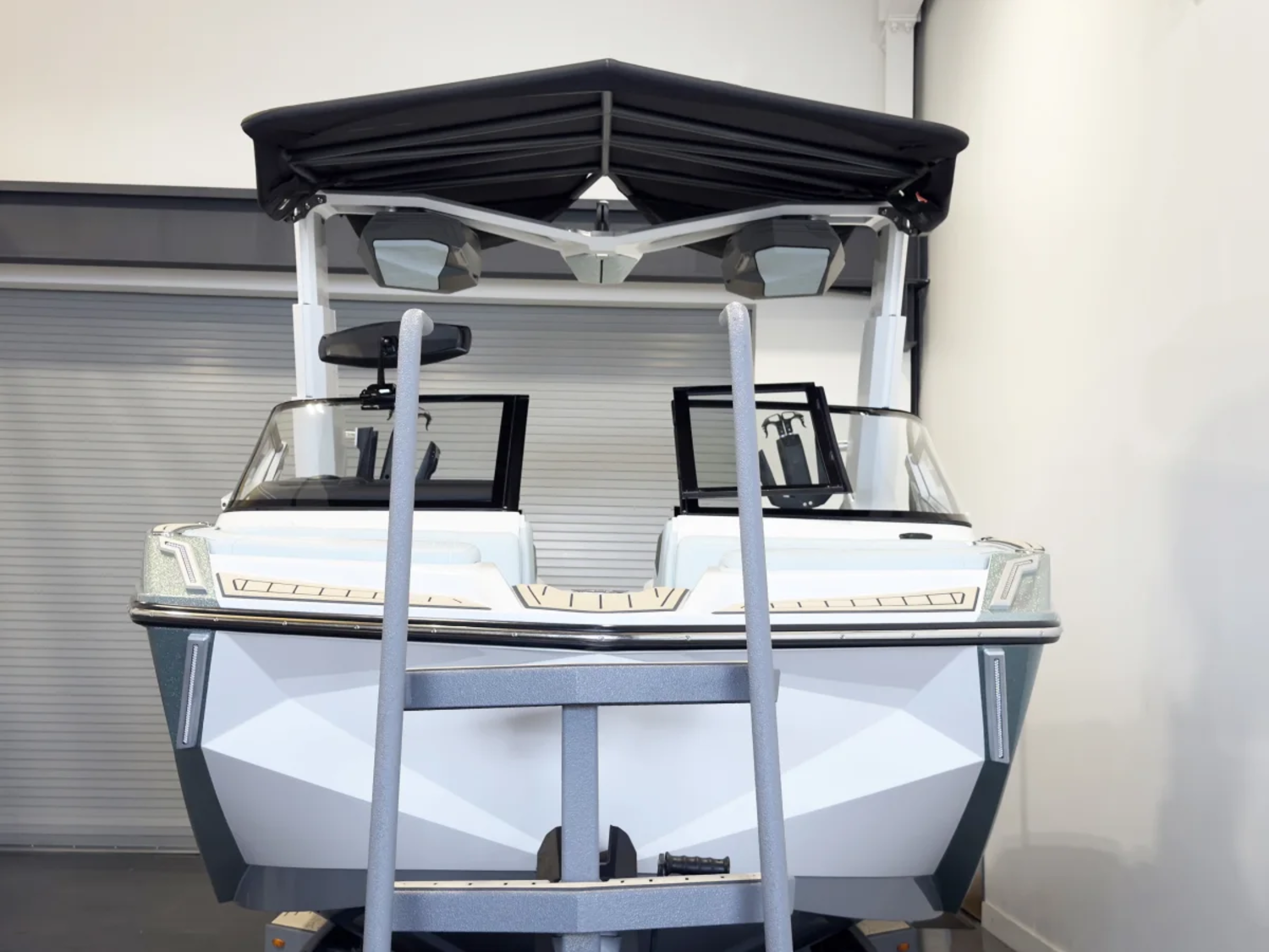 2020 Nautique P23