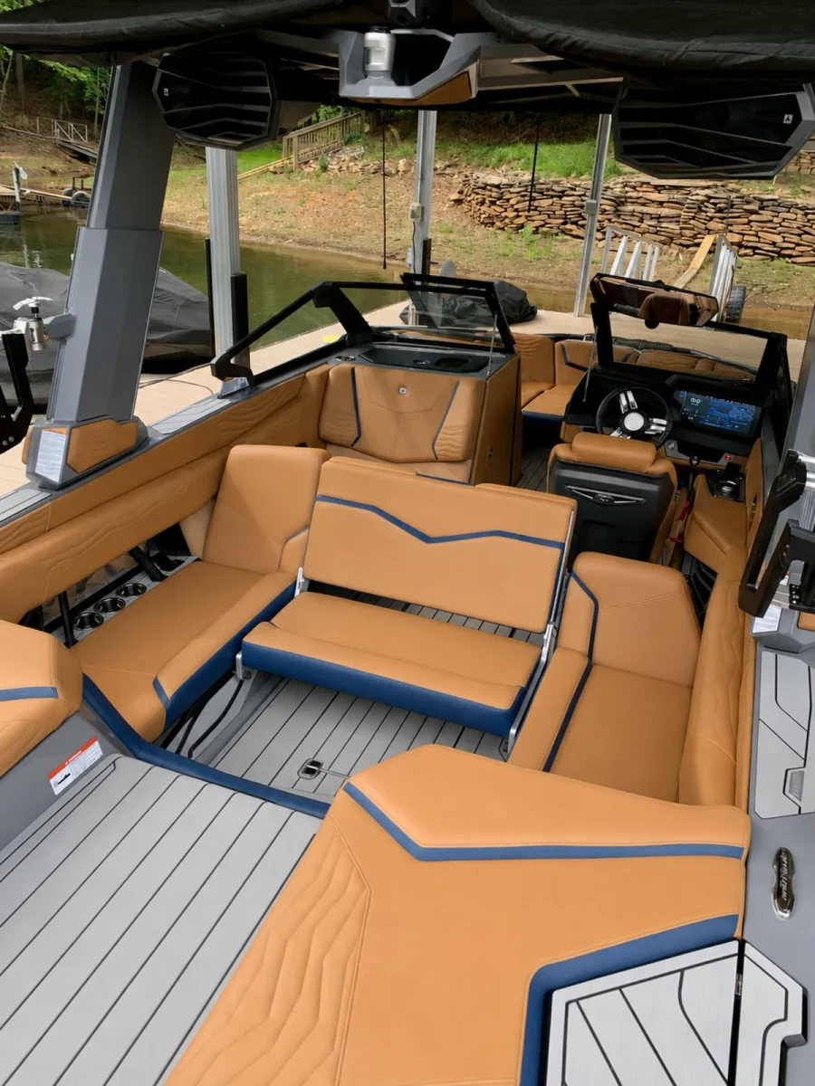 2025-nautique-g23-131554-image8_131923.webp