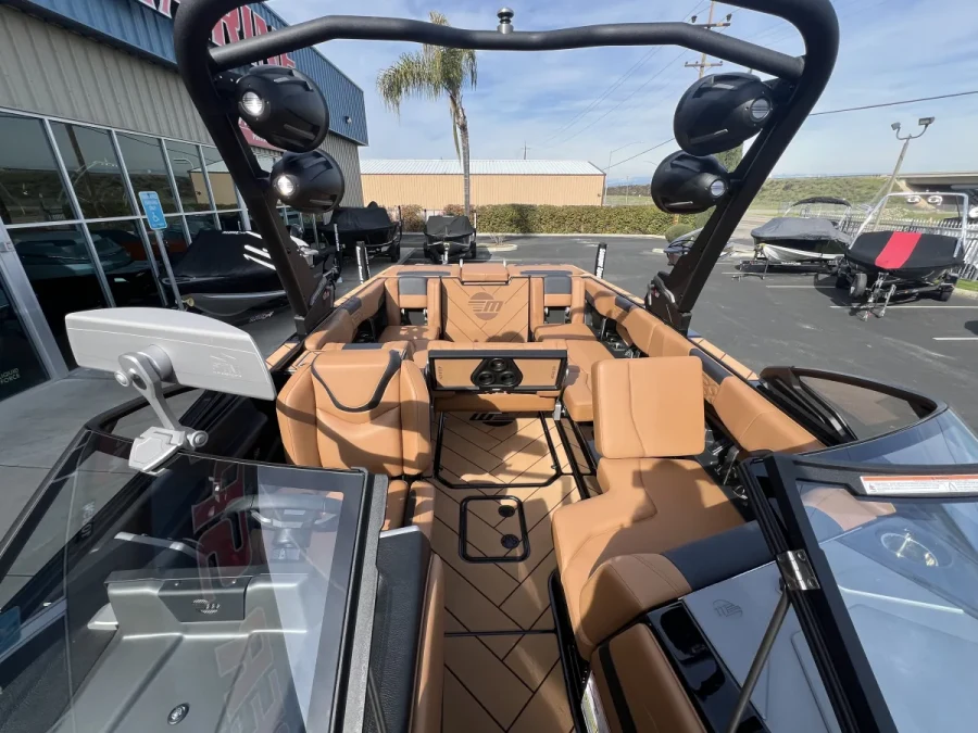 2024 Malibu Boats Wakesetter 25 LSV for sale in Madera, California