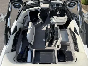 2011 Malibu Boats Wakesetter VLX for sale in Edmond, Oklahoma