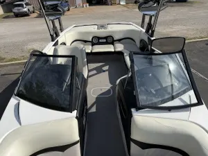 2011 Malibu Boats Wakesetter VLX for sale in Edmond, Oklahoma