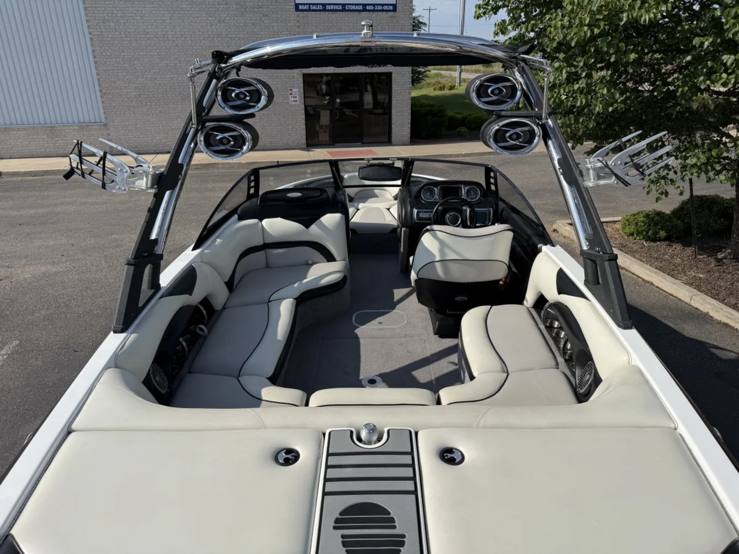 CLEAN 2011 Malibu VLX
