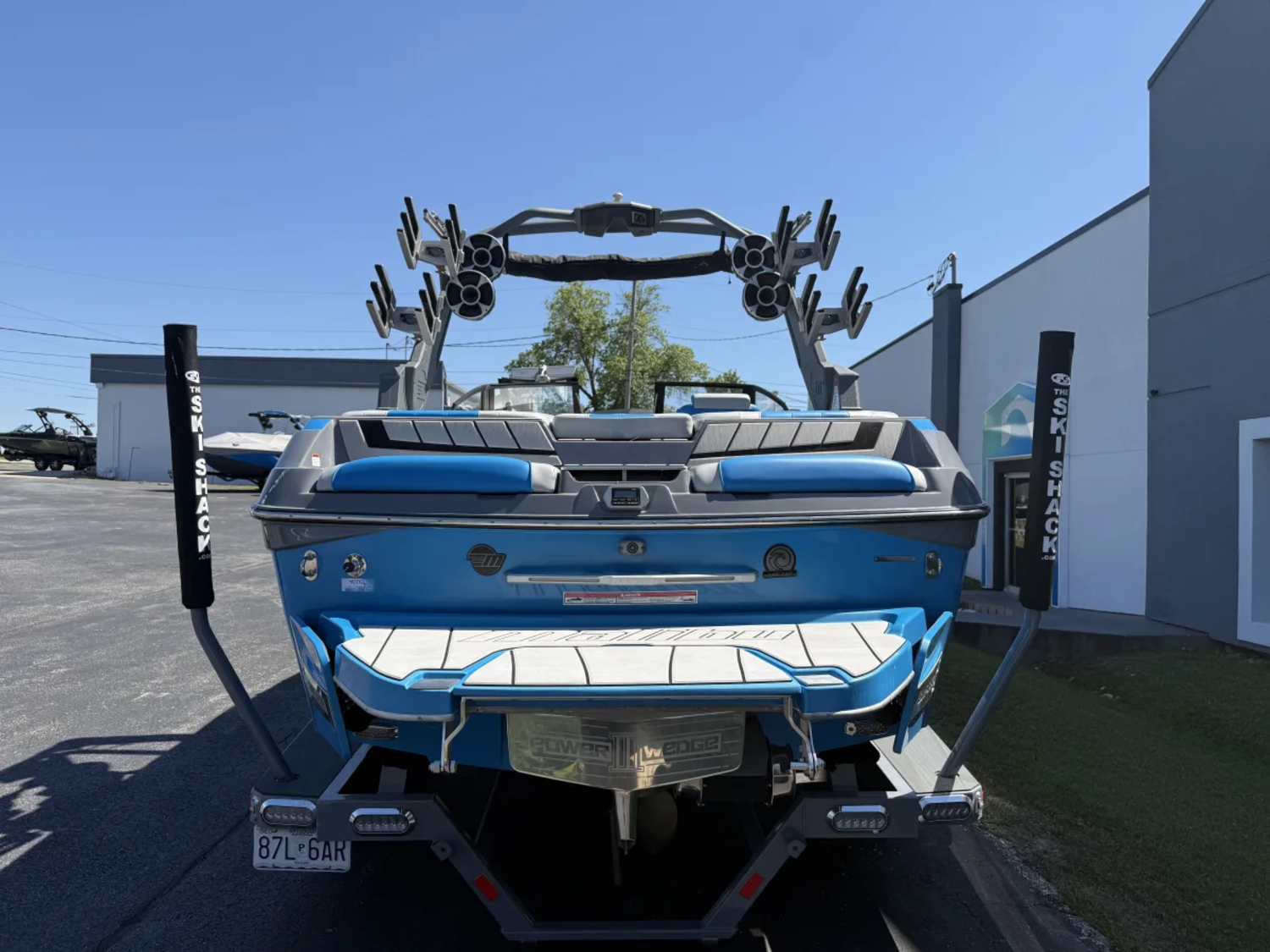 2020 Malibu 23MXZ