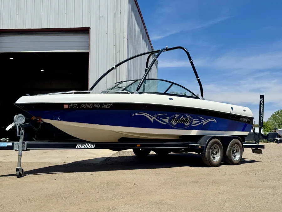 2002 Malibu Boats Wakesetter VLX for sale in Longmont, Colorado