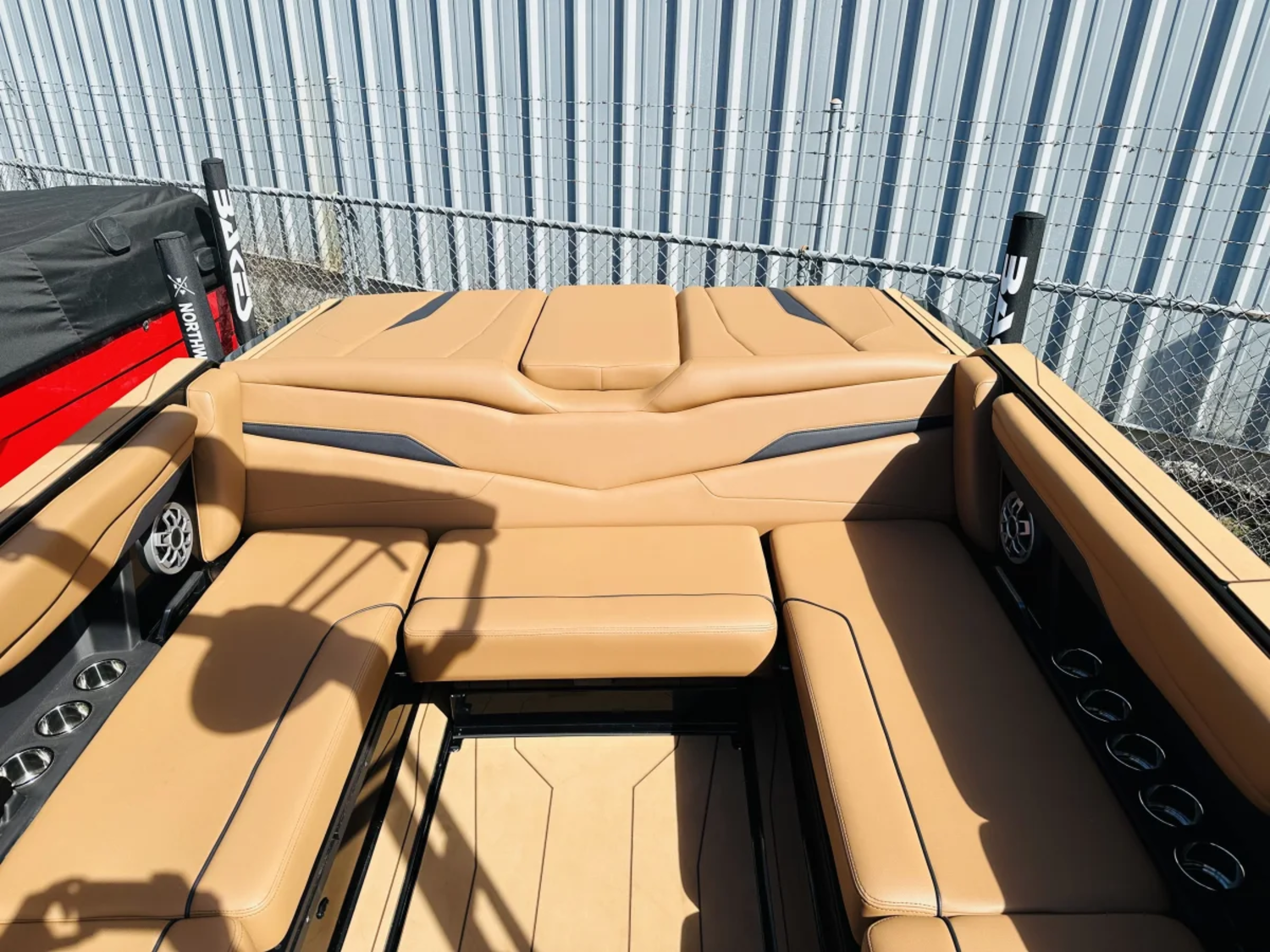 2023 Axis Boats T250