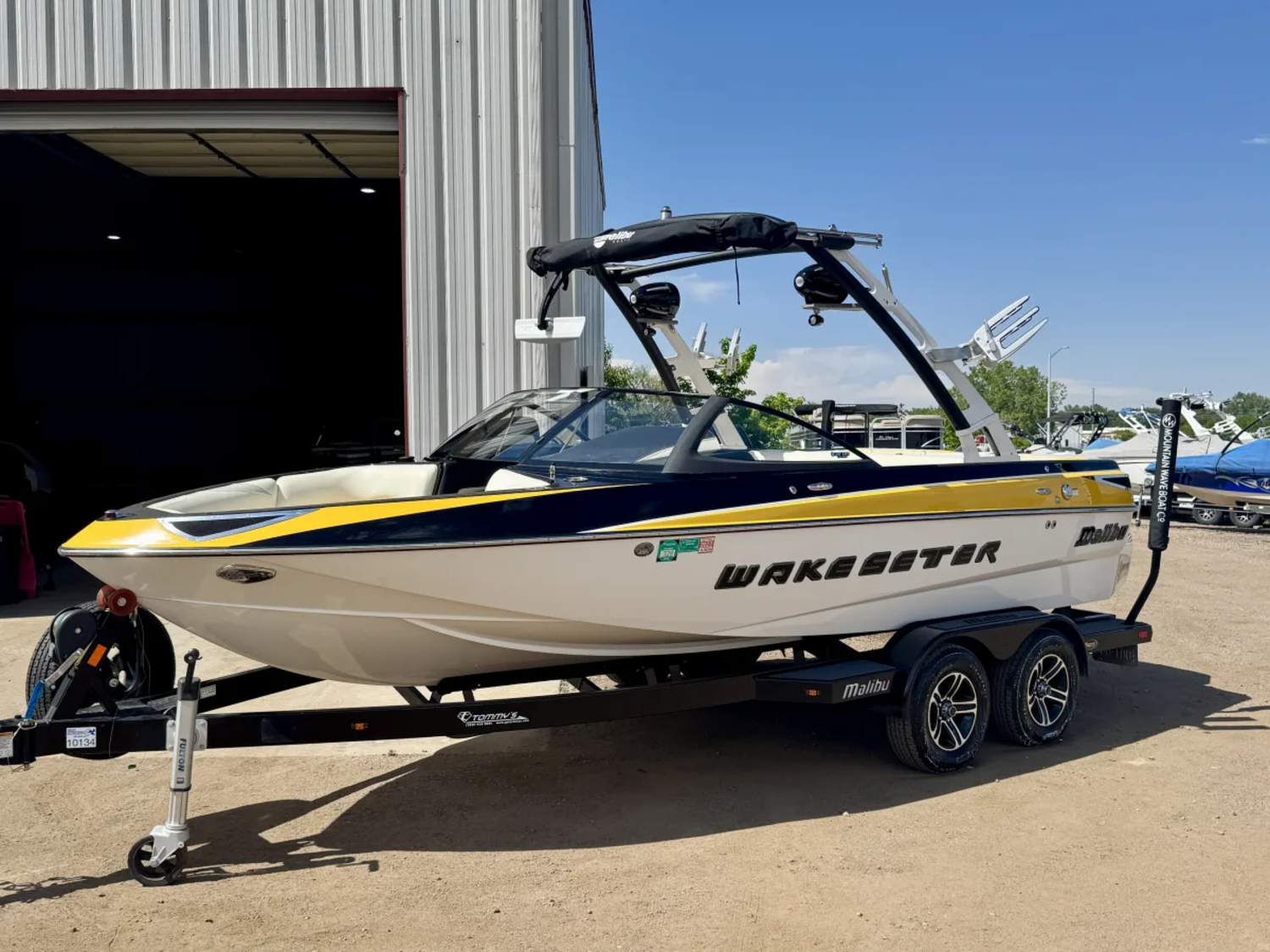 2015 Malibu VTX - Like NEW