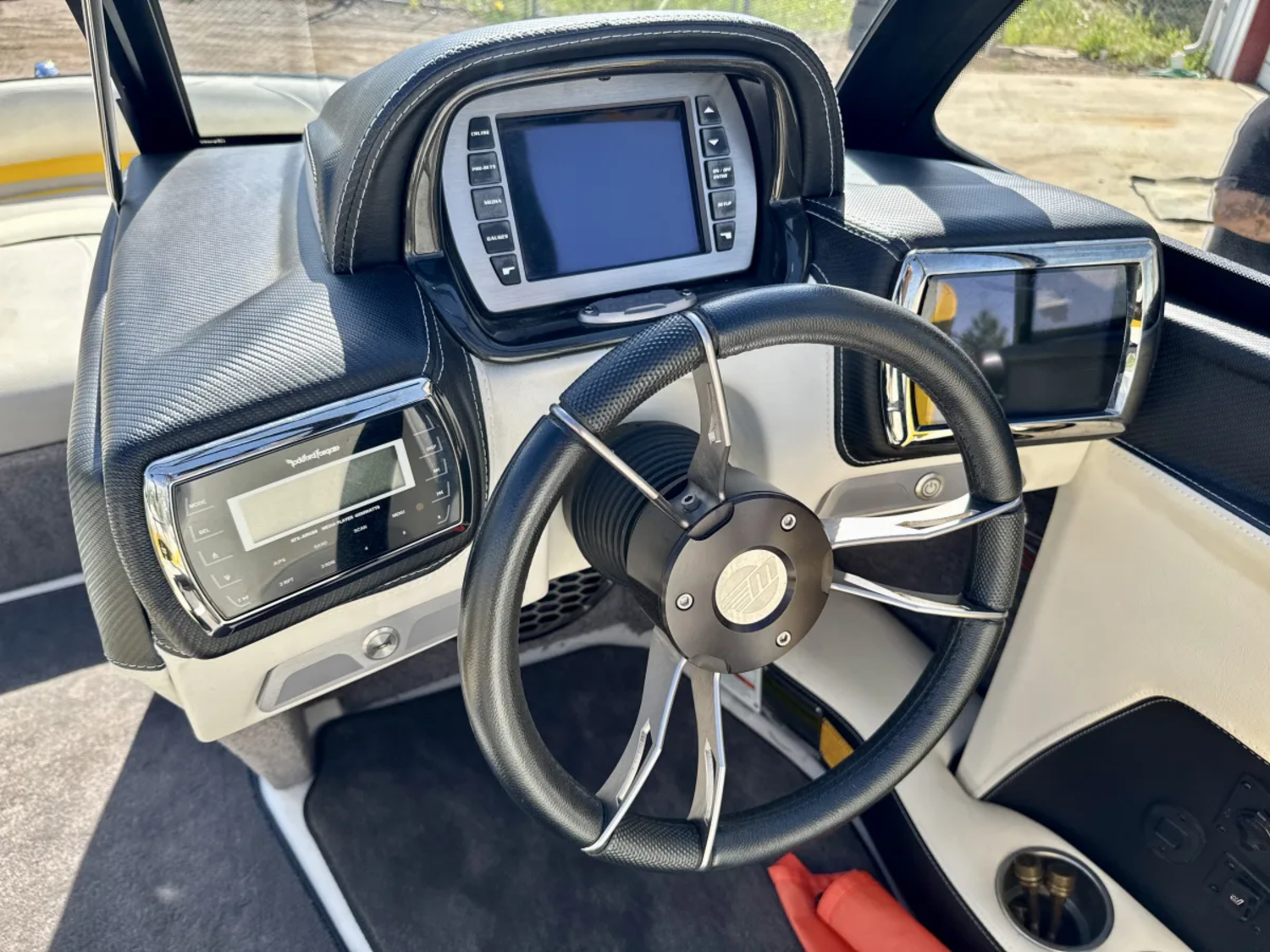 2015 Malibu VTX - Like NEW