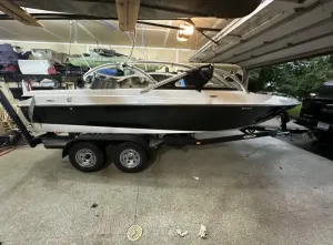 2005 Malibu Boats Wakesetter VLX for sale in Shakopee, Minnesota