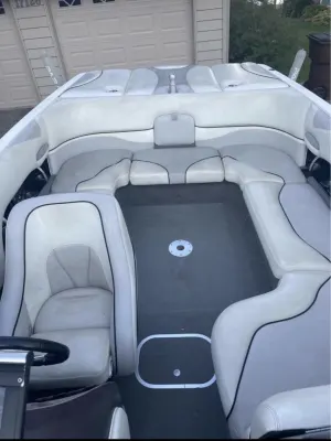 2005 Malibu Boats Wakesetter VLX for sale in Shakopee, Minnesota