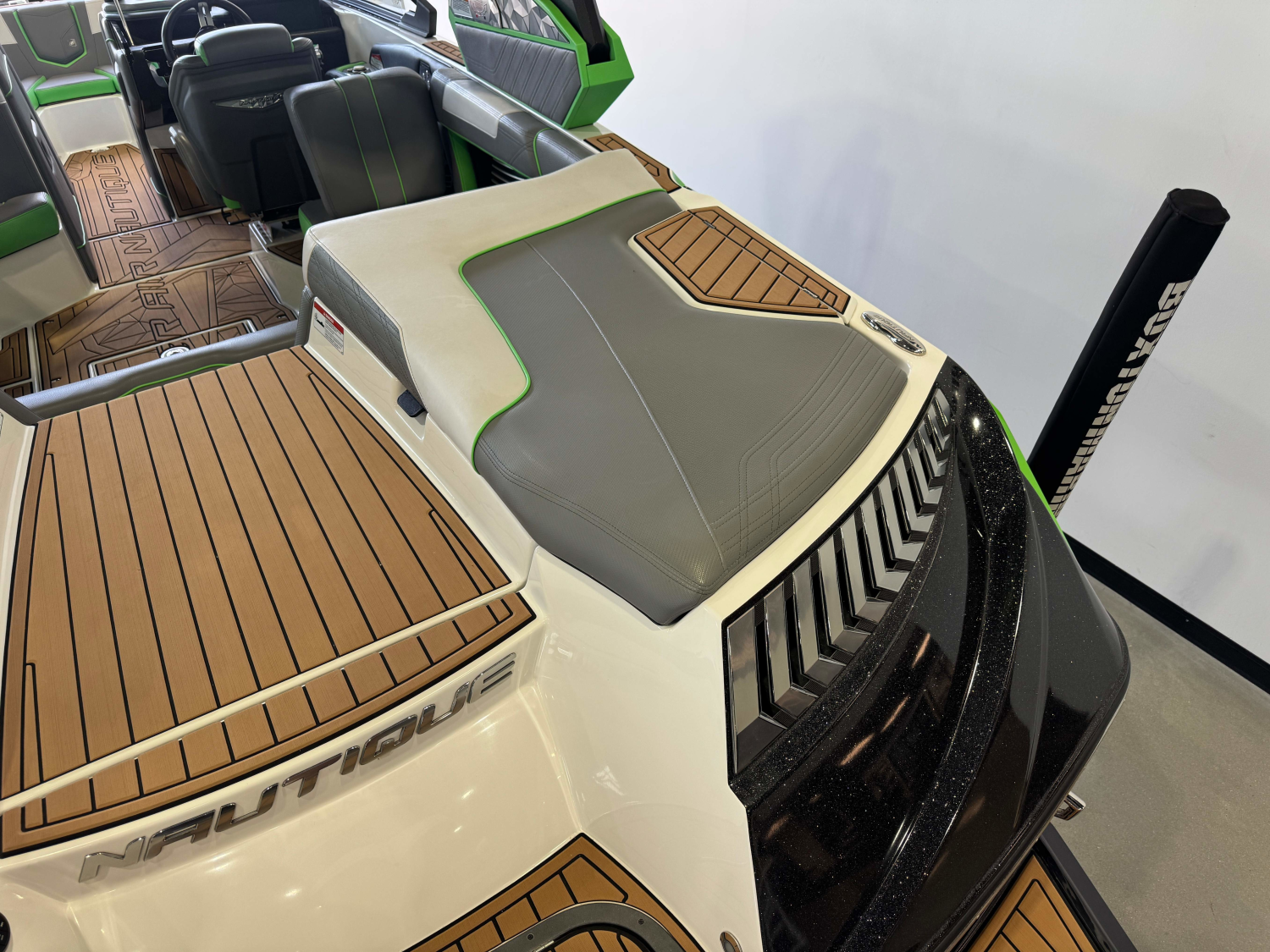 2019 Nautique Super Air Nautique G21