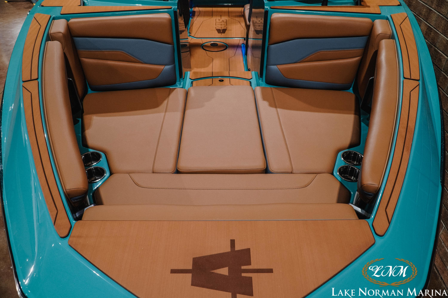 2026 Axis T220