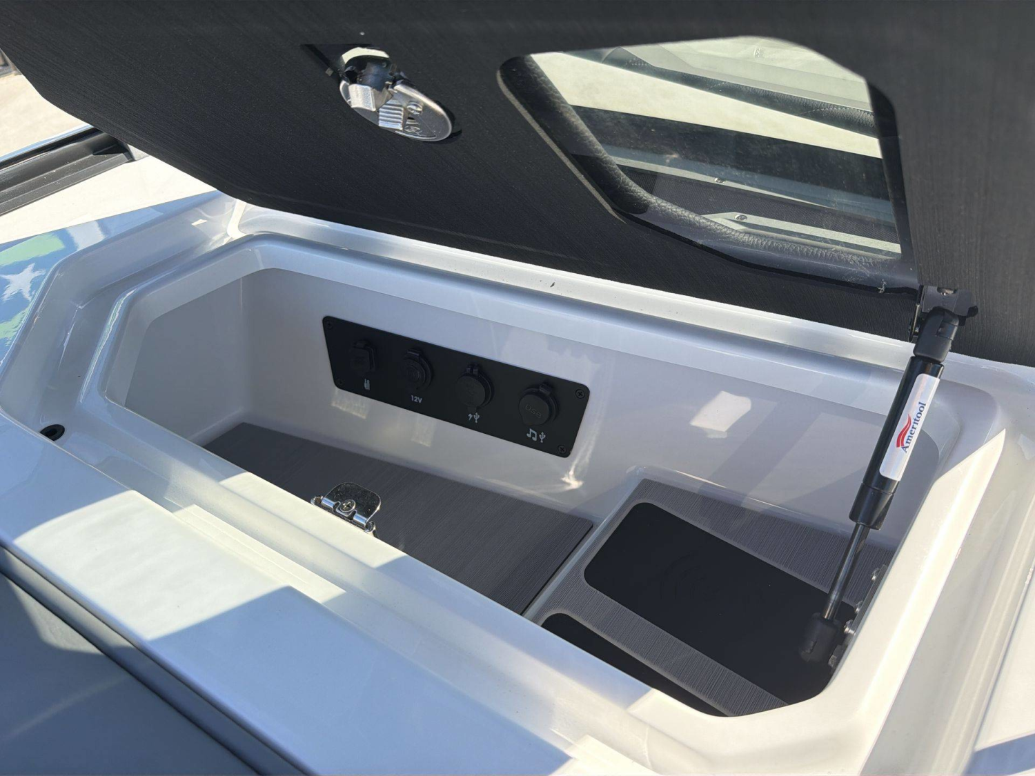 2026 Nautique G23