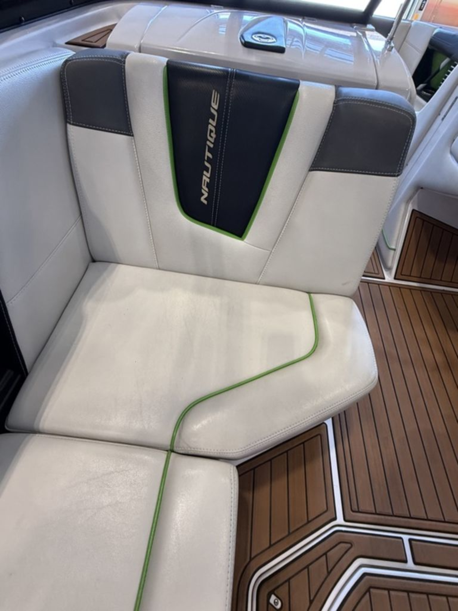2014 Nautique G25