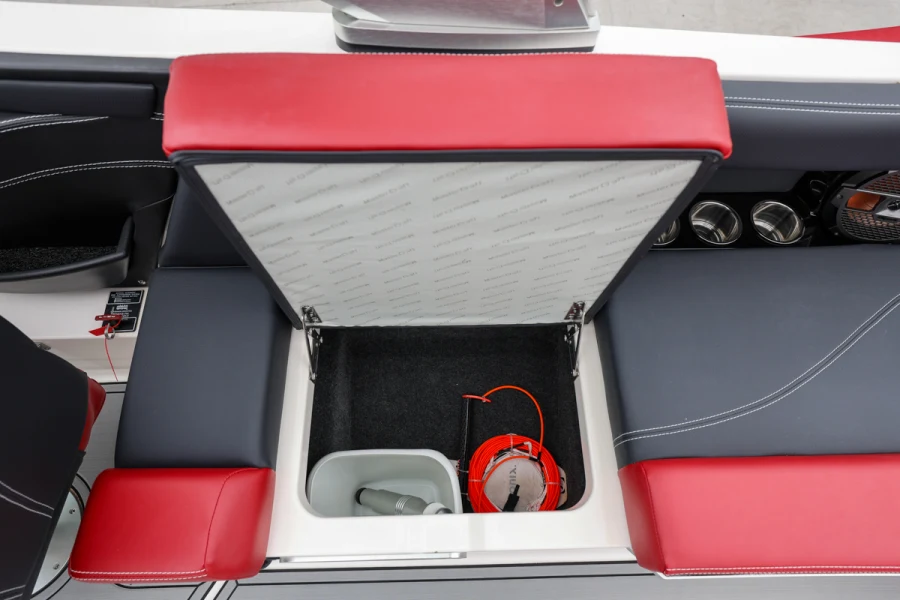2021-mastercraft-xt25-131626-image24